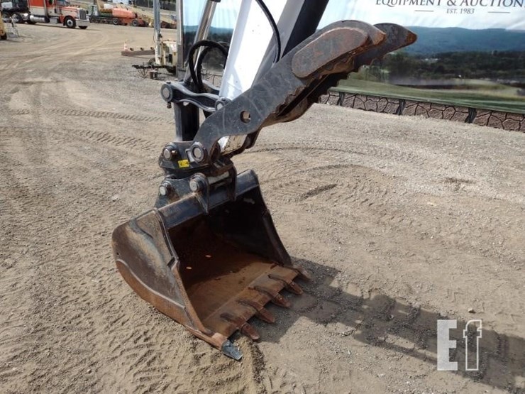 2018-bobcat-e85-image-16
