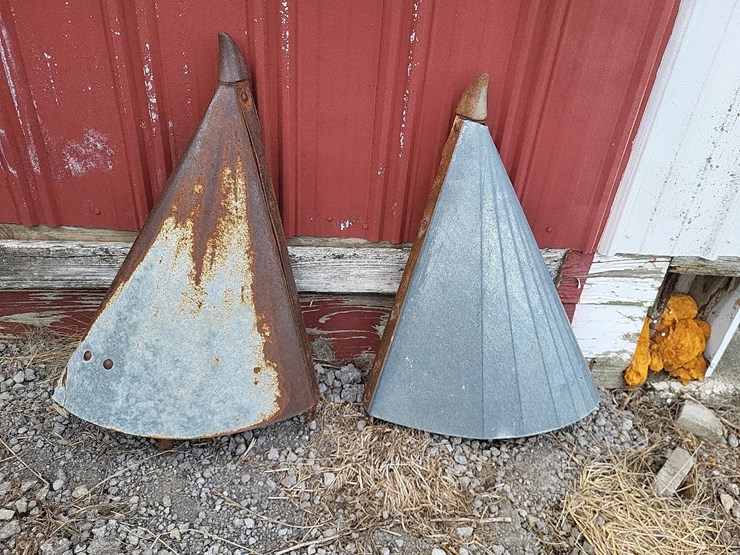 new-idea-1-row-corn-picker-snouts-image-1