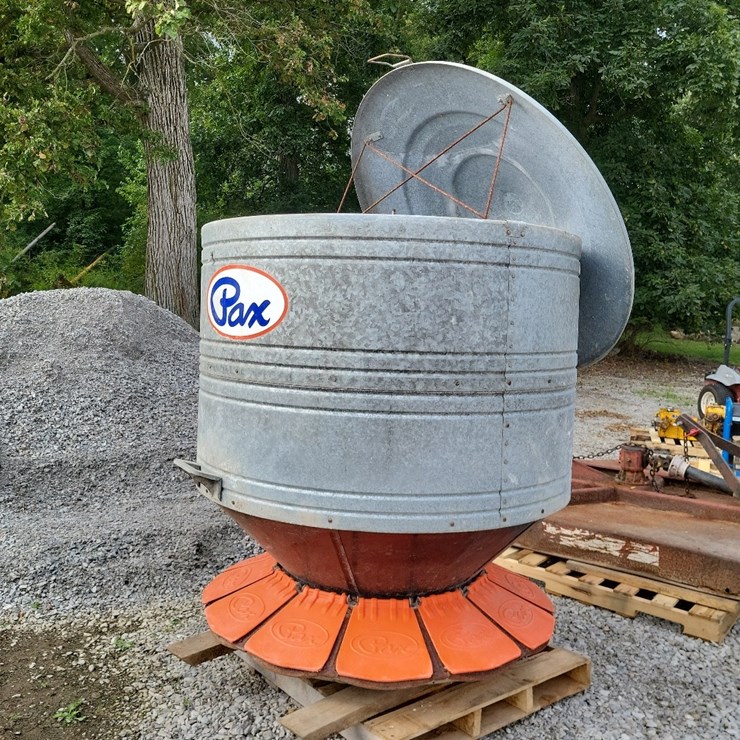 Pax Hog Feeder