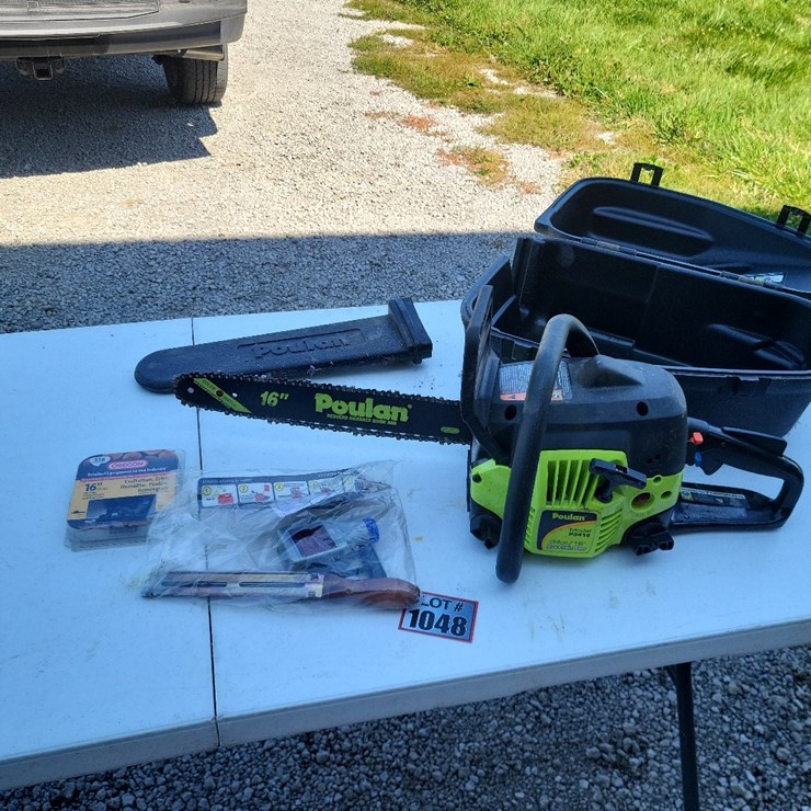 Poulan P3416 Gas Chain Saw w/Case and Tools - Tag #1048