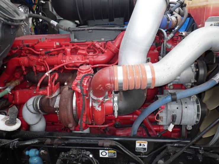 2014-kenworth-t660-image-17