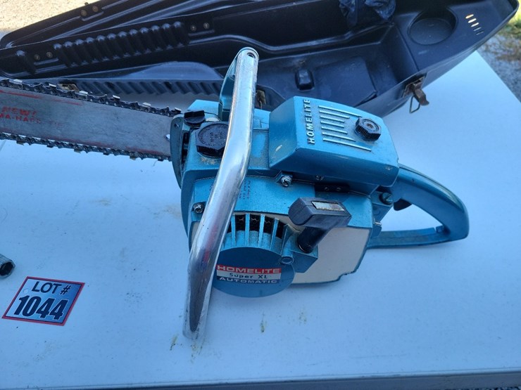 homelite-super-xl-automatic-gas-chain-saw-w/case---tag-#1044-image-3