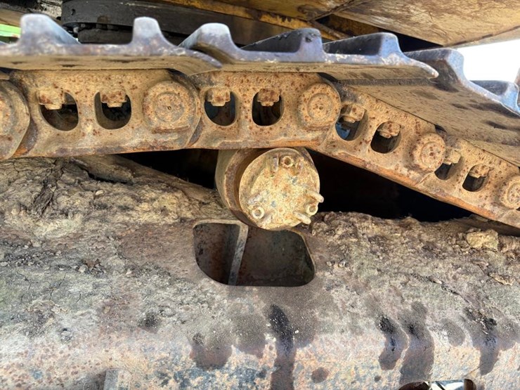 caterpillar-311-image-11