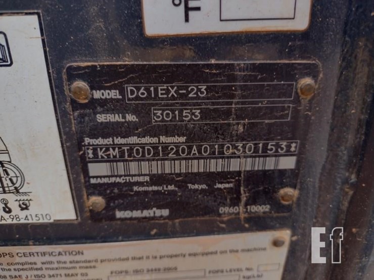2015-komatsu-d61ex-23-image-5