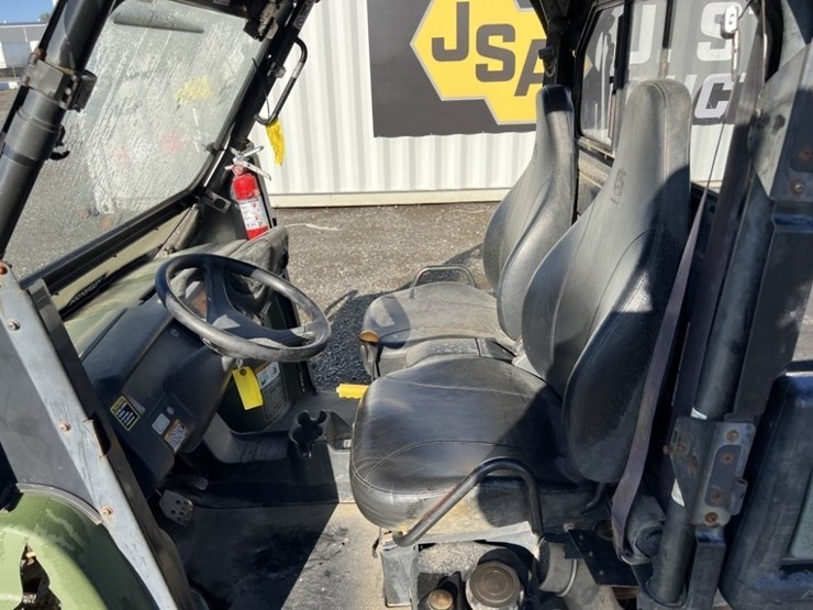 2010-john-deere-gator-image-19
