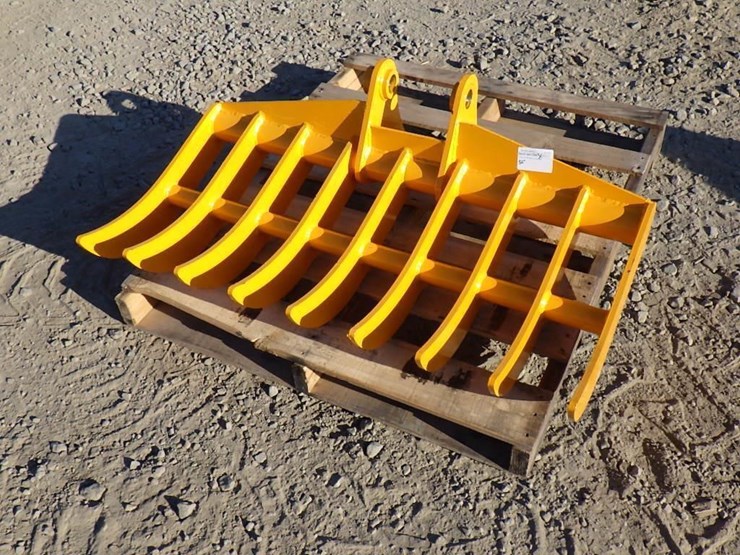 giyi-cat-305-dense-teeth-rake-44"-image-1