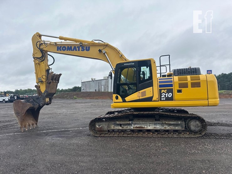 2021-komatsu-pc210-lc-11-image-7