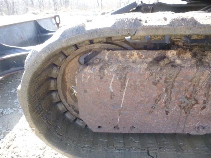 2022-deere-35g-image-32