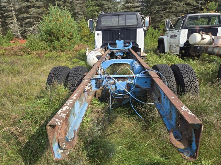 ford-l800-image-5