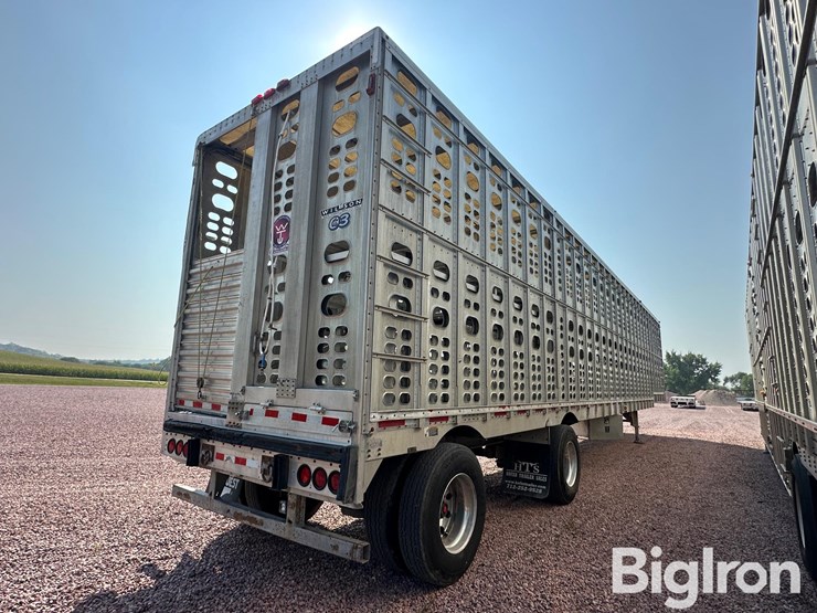 2002-wilson-livestock-trailer-image-4