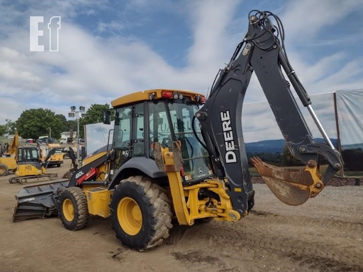 2020-deere-410l-image-38