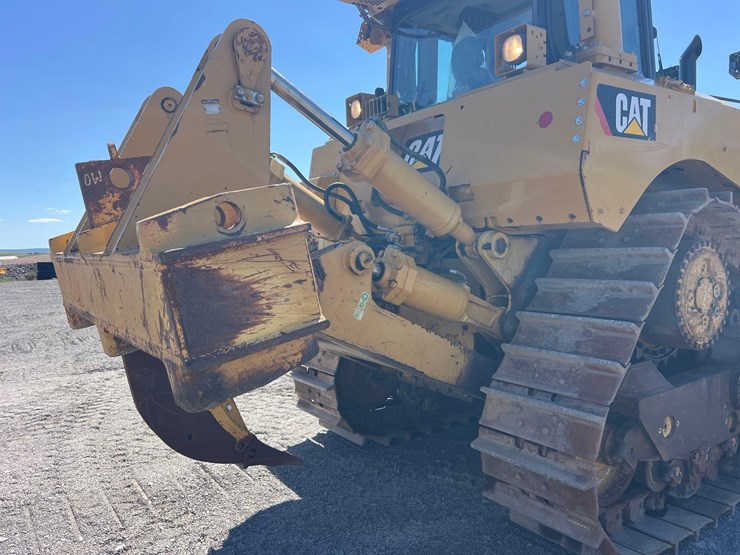 2012-caterpillar-d8t-image-7