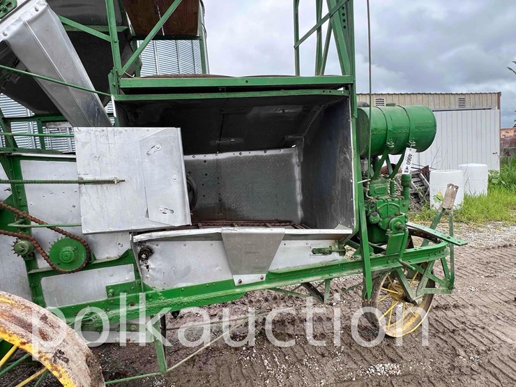 john-deere-7-image-12