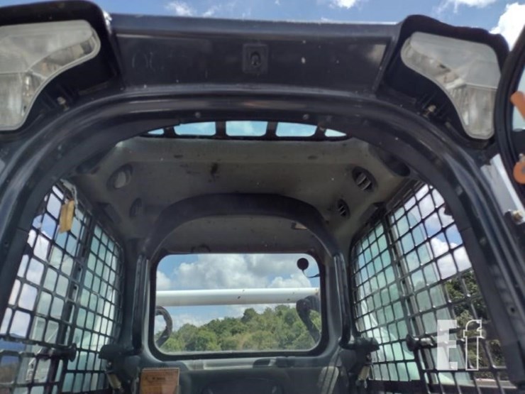 2017-bobcat-s570-image-14