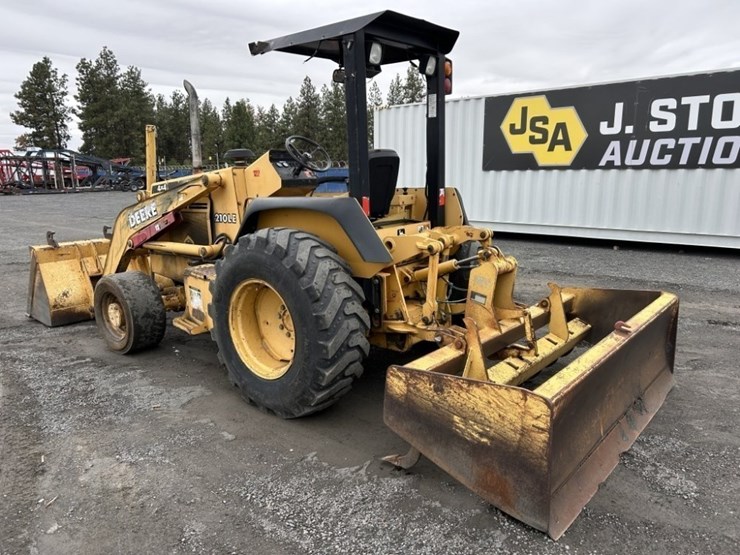 deere-210le-image-3