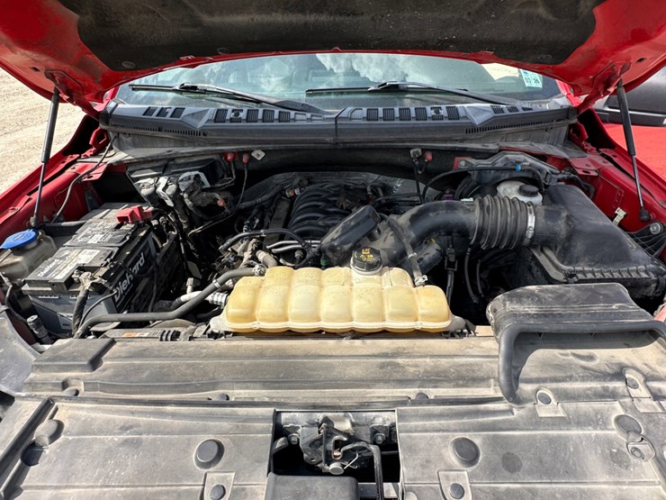 2019-ford-f150-xlt-image-10