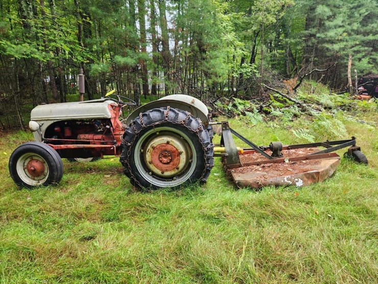 ford-tractor-image-2