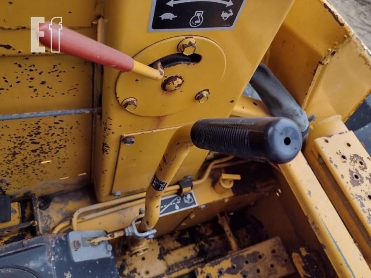 1986-deere-575-image-9
