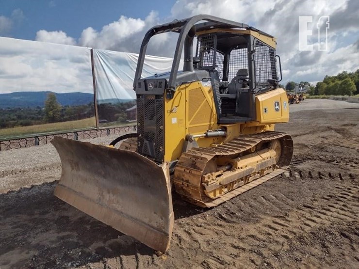 deere-650k-xlt-image-47