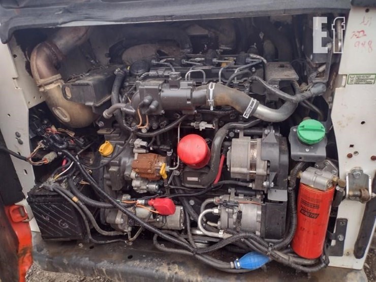 2019-bobcat-t770-image-38