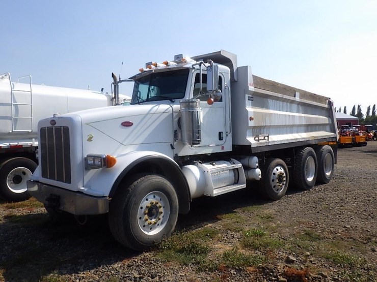2008-peterbilt-367-image-1