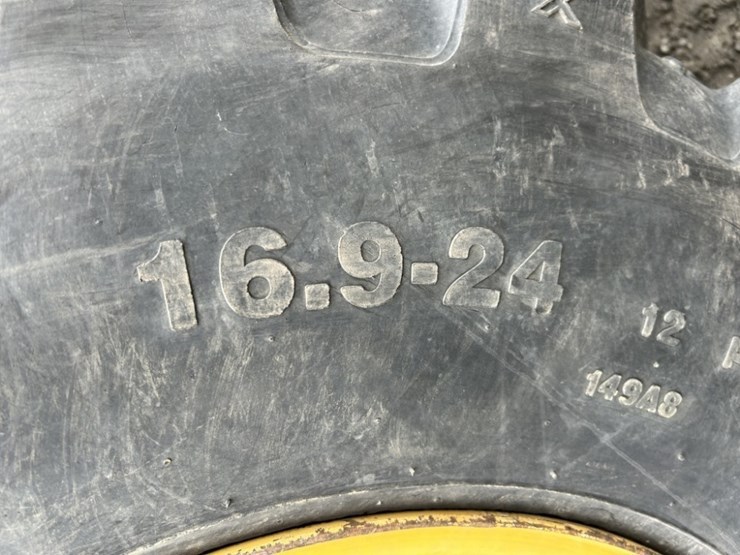 deere-210le-image-28