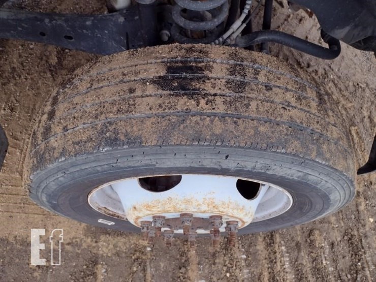 2019-ford-f550-image-18