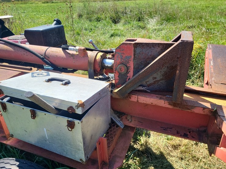 log-splitter-on-wheels-w/ball-hitch-image-9