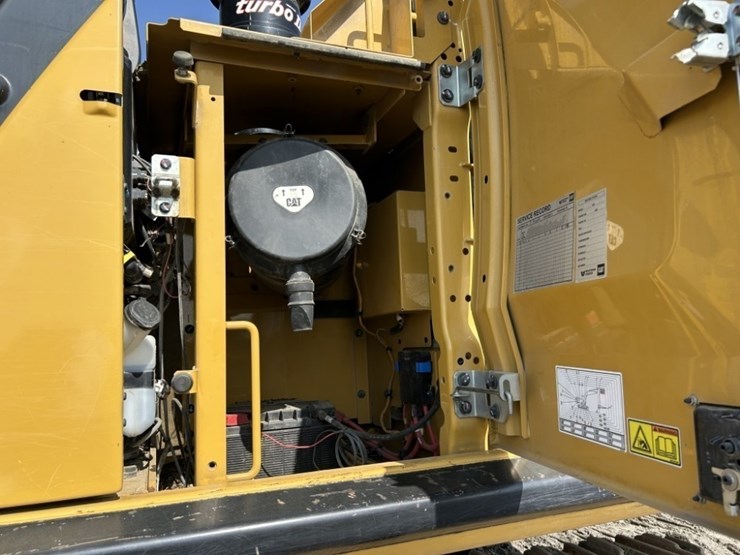 caterpillar-336-image-40