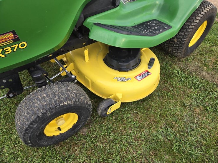 2016-john-deere-la-image-6