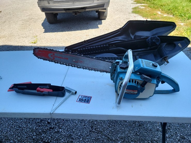 homelite-super-xl-automatic-gas-chain-saw-w/case---tag-#1044-image-4
