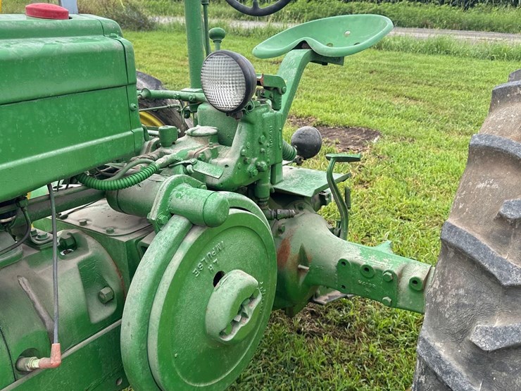 john-deere-h-image-5