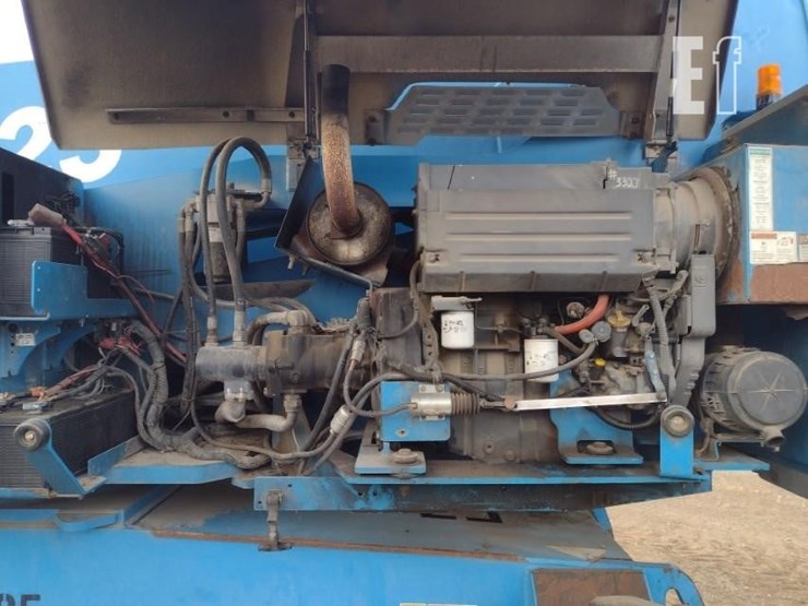 2012-genie-s125-image-10