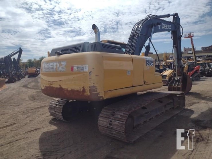 2013-deere-210g-lc-image-55