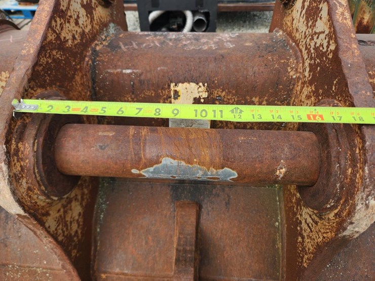 deere-230-lc-image-8
