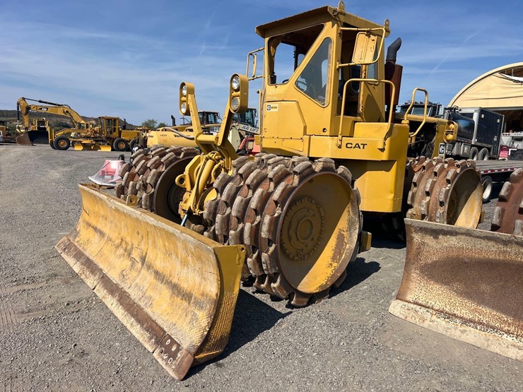 caterpillar-825b-image-15