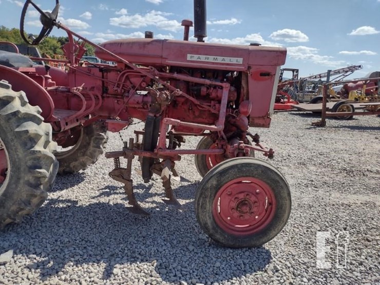 farmall-140-tractor-w/cultivators-5760-image-20
