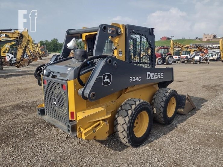 2020-deere-324g-image-27