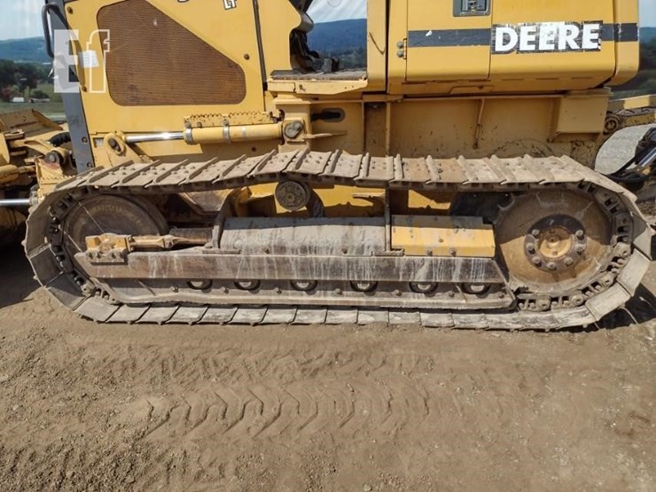 2000-deere-550h-lt-image-18