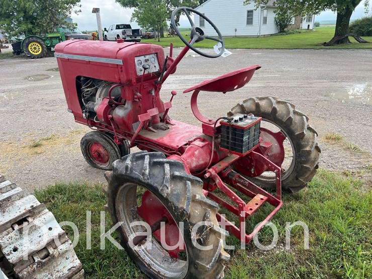 gibson-tractor-(no-tag)-image-9