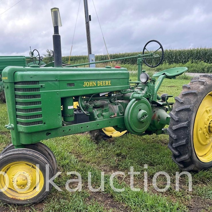 JOHN DEERE H