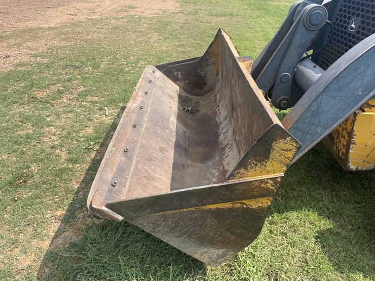 deere-310j-image-28