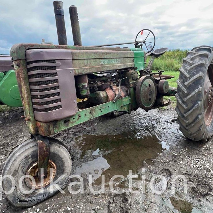 JOHN DEERE A