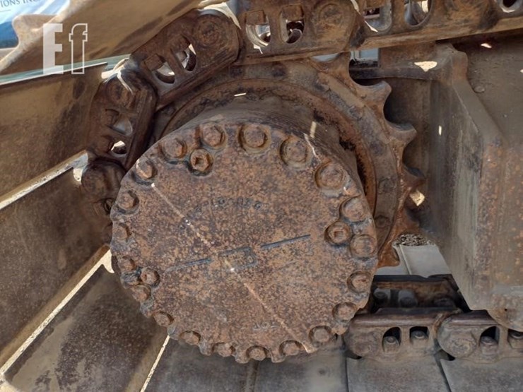 2011-komatsu-pc228us-lc-8-image-37