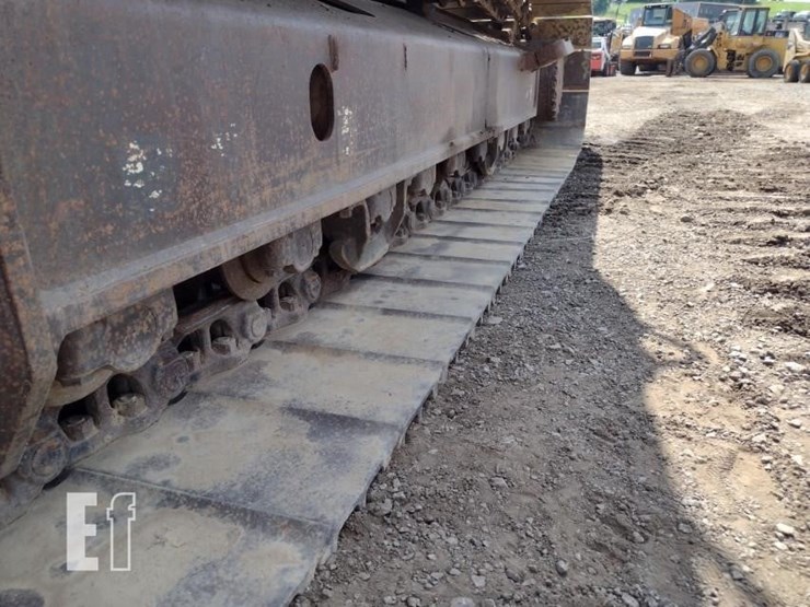 2011-komatsu-pc228us-lc-8-image-26