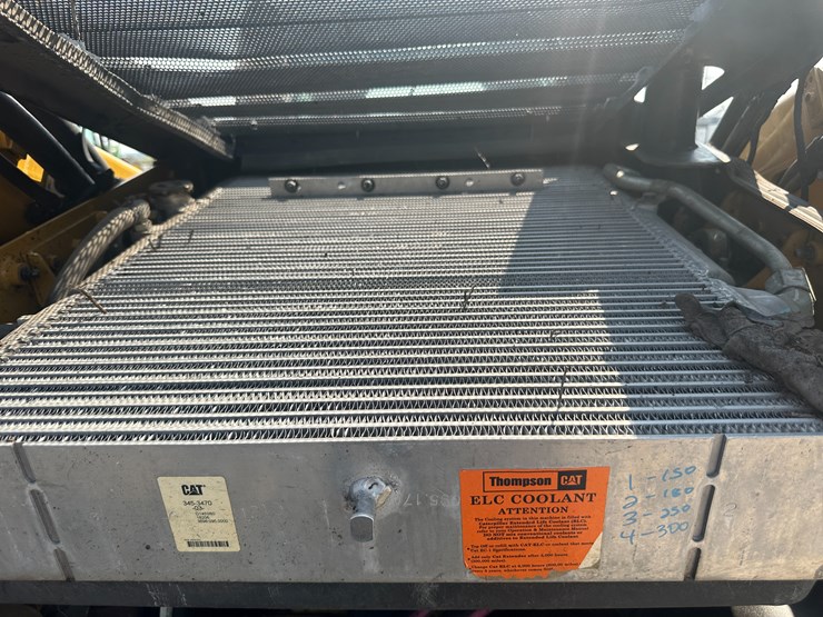 2018-caterpillar-299d2-xhp-image-38