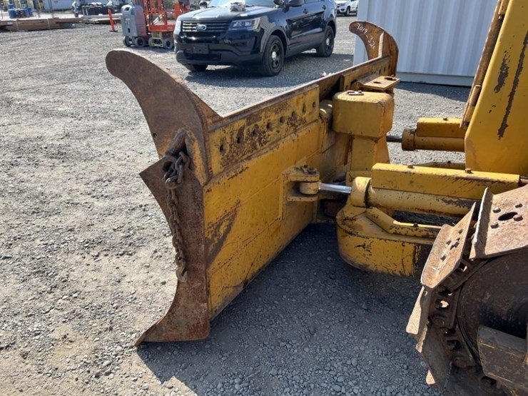 1975-caterpillar-d3-image-9