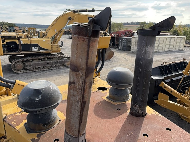 caterpillar-d11n-image-15