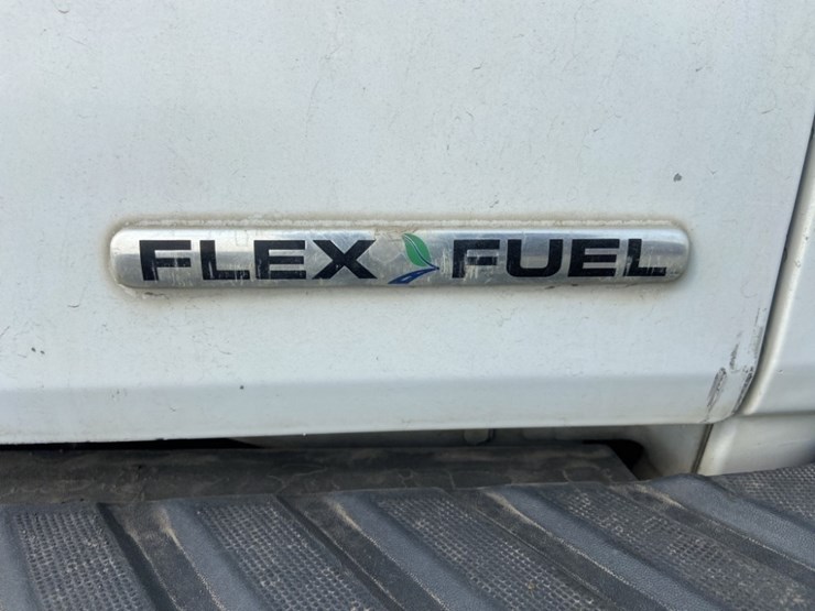 2011-ford-f150-xl-image-12