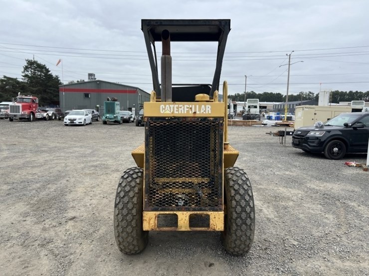 caterpillar-cp-323-image-5